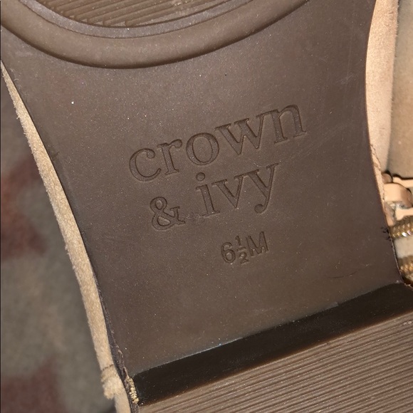 Crown & Ivy ankle booties. - Picture 4 of 4